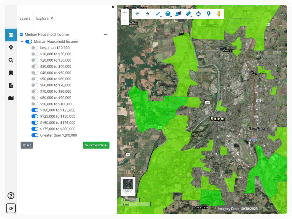 Latapult's GIS platform displaying median household income data around Salem, Oregon